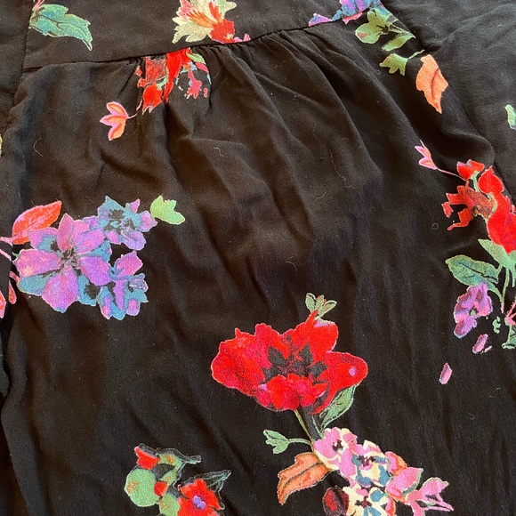 Gorgeous Anthropologie Maeve Floral Prato Flutter/ Short Sleeve Top Size XS - Picture 14 of 15